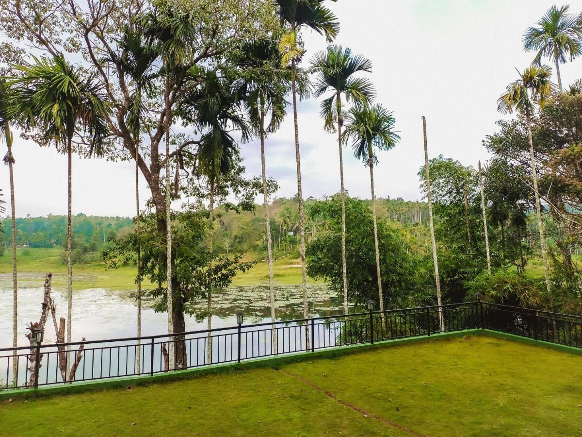 The Wave Lakeview Resort & Spa 瓦亚纳德 外观 照片